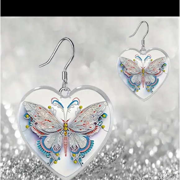 Multicolor Butterfly Pattern Heart Shaped Glass Pendant Earrings. - Picture 2 of 3